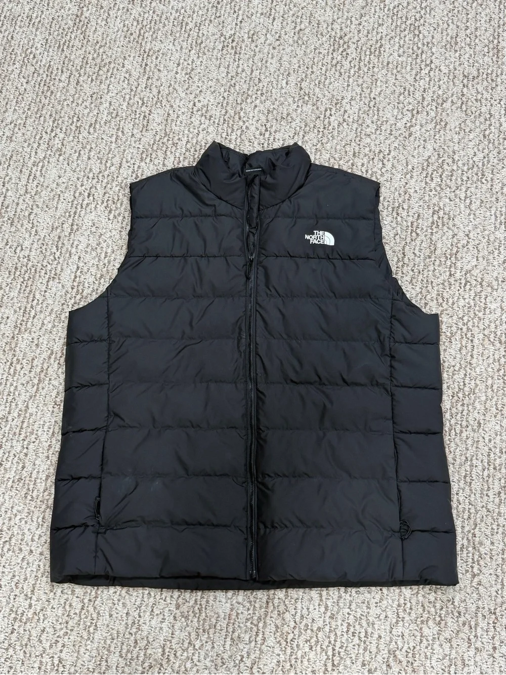 The North Face Men’s Black Puffer Vest